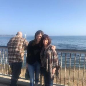 Meet your Posher, Alma